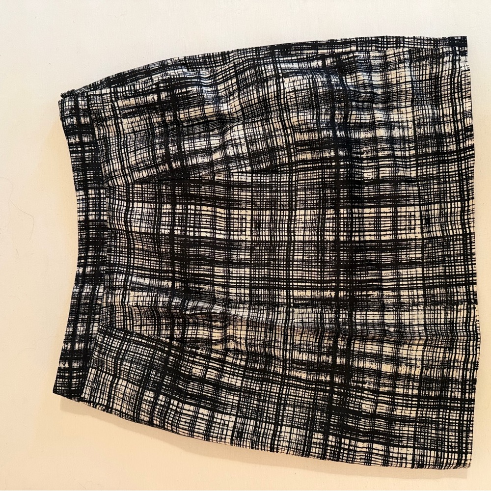 LOFT Stylish Black and White Plaid Women's Skirt